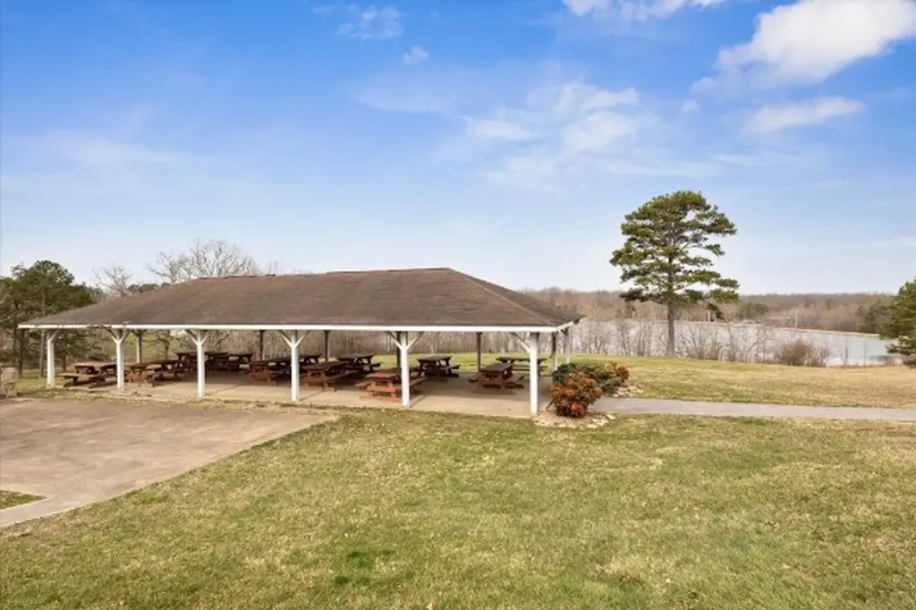 2029 Shalako Drive Crossville TN 38572