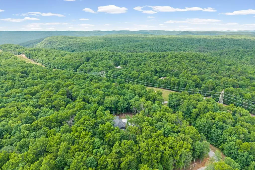 617 Icy Cove Trail Monterey TN 38574