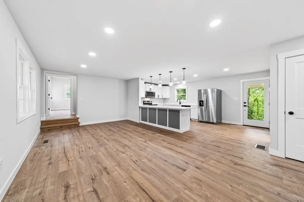 2155 Fairview Road Byrdstown TN 38549