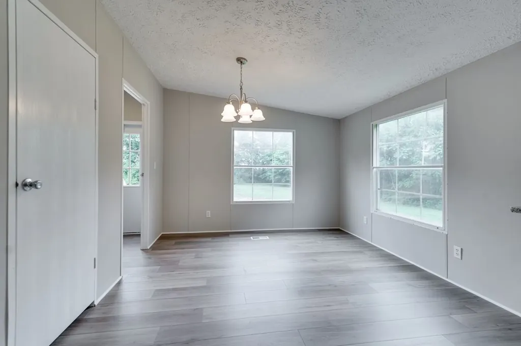 208 Rhoads Lane Hillsboro TN 37342