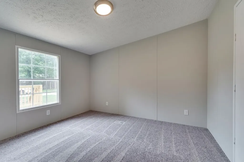 208 Rhoads Lane Hillsboro TN 37342