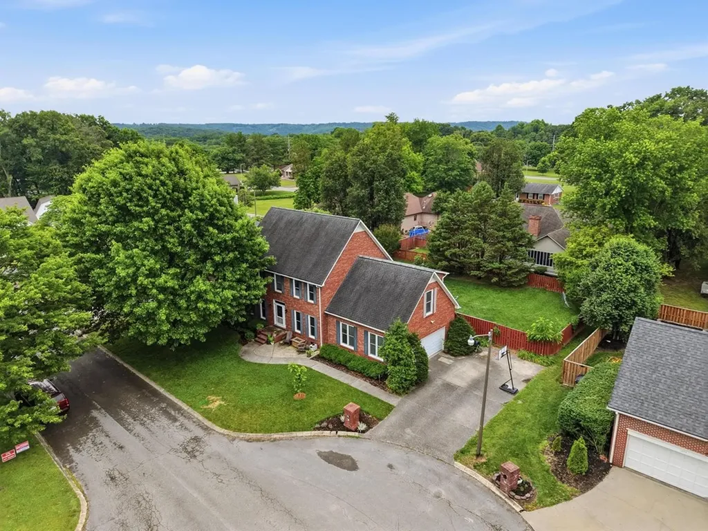 1363 Ivy Lane Cookeville TN 38501