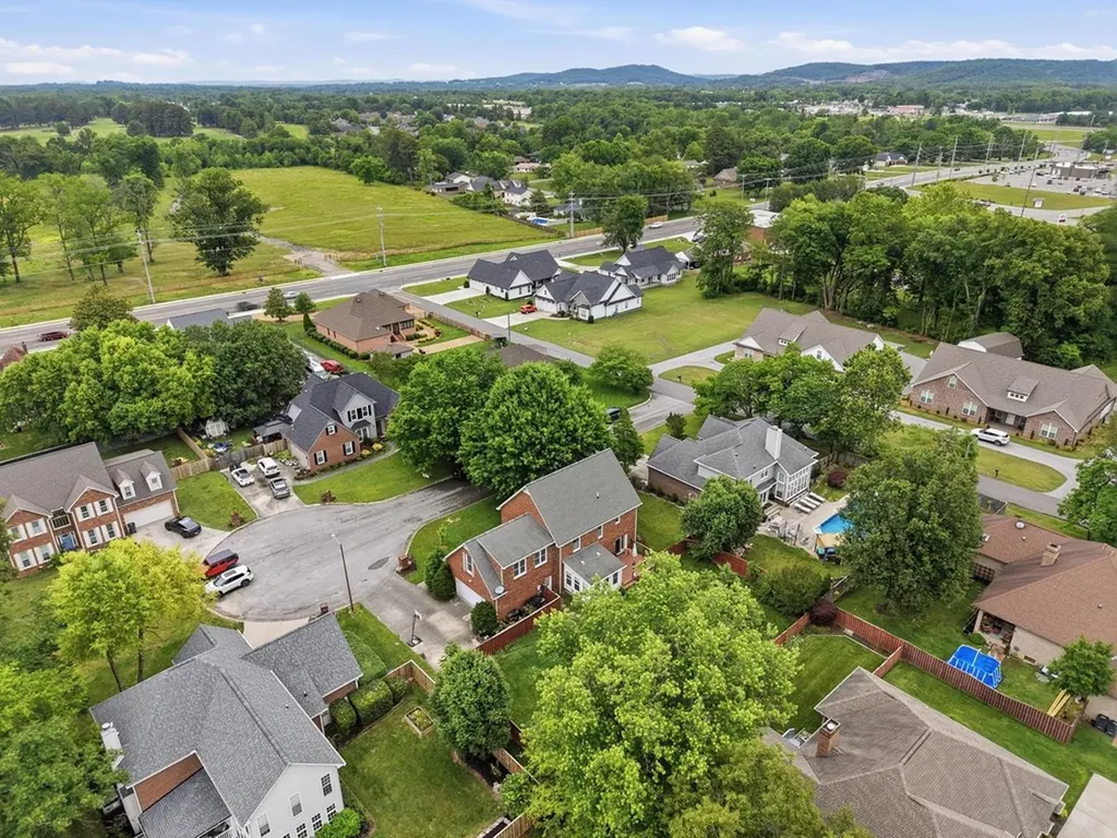 1363 Ivy Lane Cookeville TN 38501
