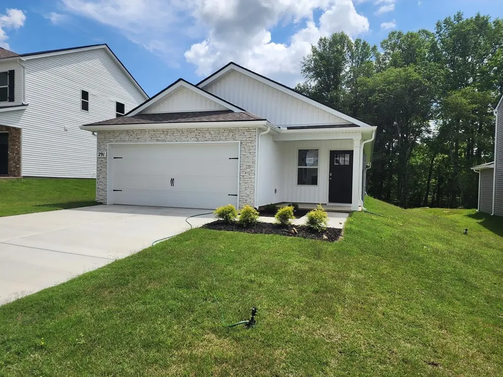 291 London Court Baxter TN 38544
