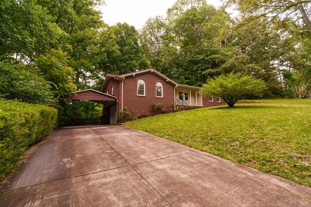 2245 Sharon Avenue Cookeville TN 38501-1064
