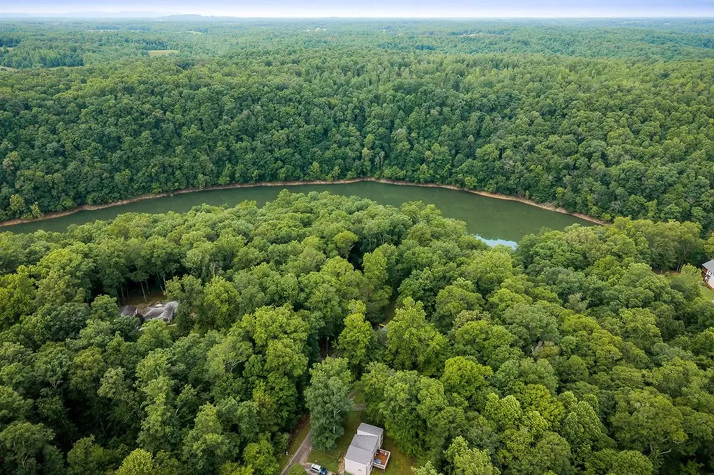 222 Witherspoon Drive Smithville TN 37166
