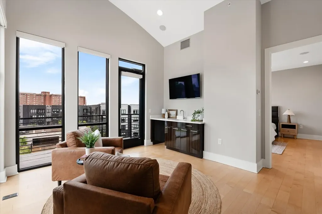 401D Avoca Street Nashville TN 37203