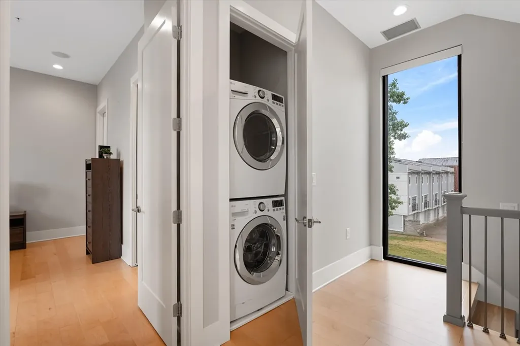 401D Avoca Street Nashville TN 37203