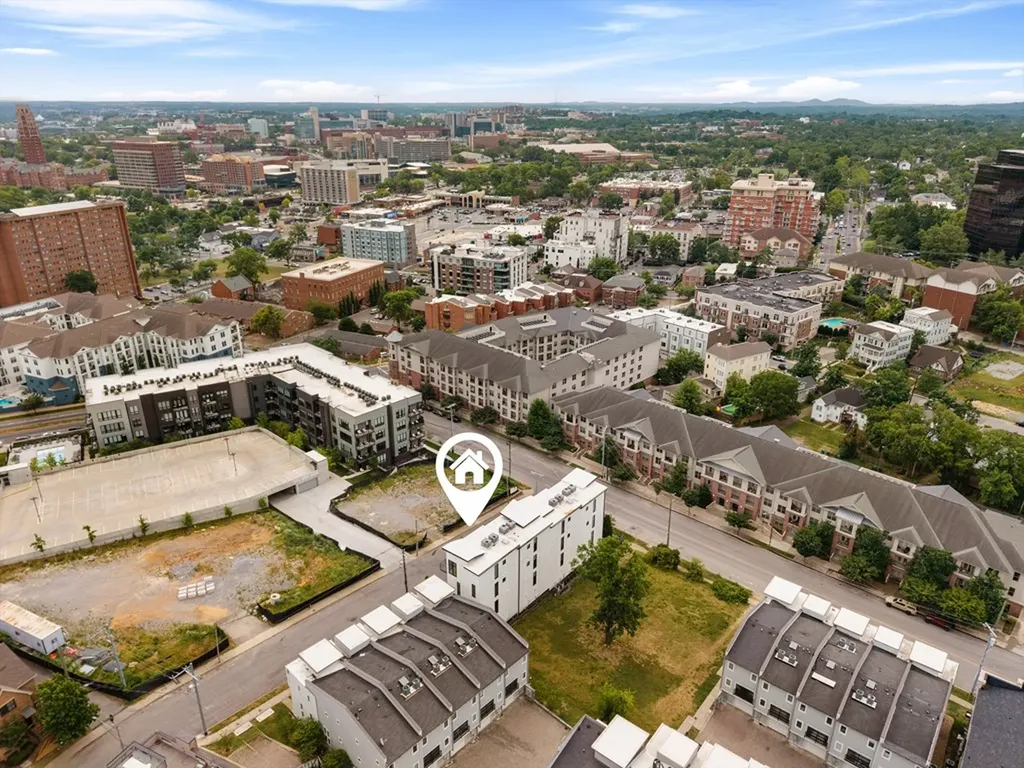 401D Avoca Street Nashville TN 37203