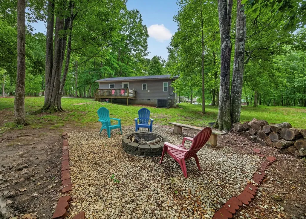 1221 Camp Belle Air Road Sparta TN 38583