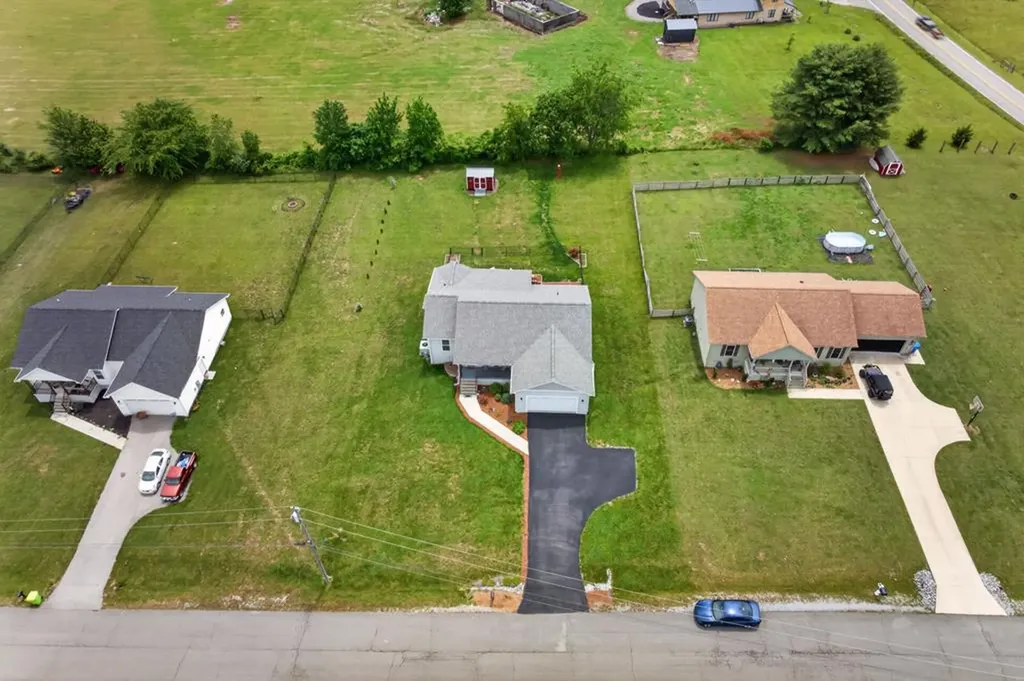 64 Perry Creek Drive Crossville TN 38572