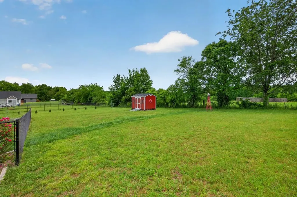 64 Perry Creek Drive Crossville TN 38572