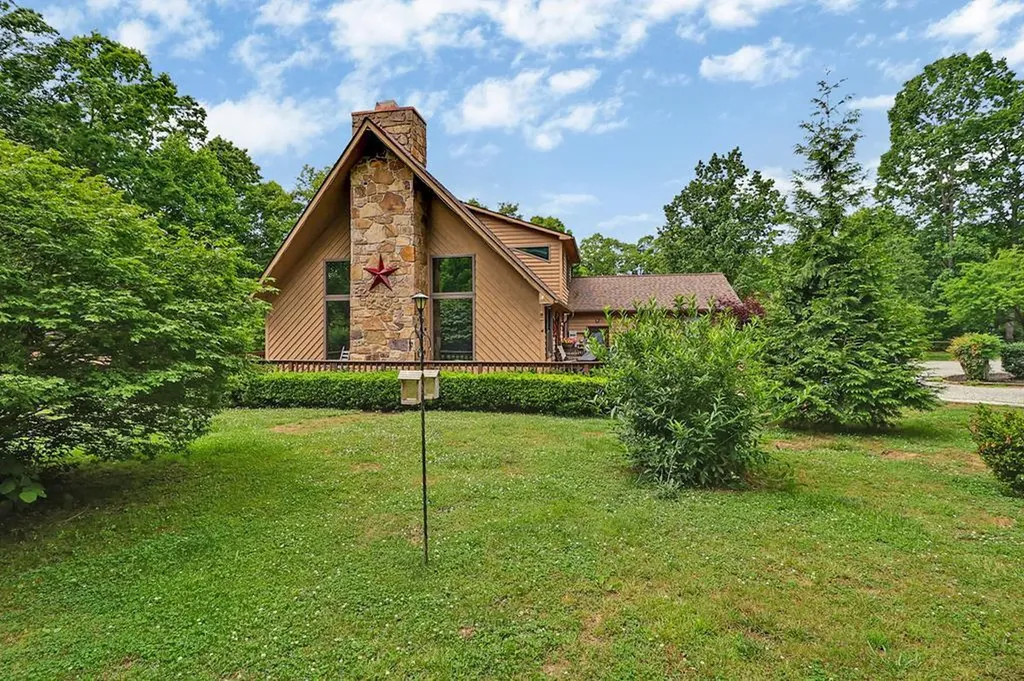 1072 Belmont Drive Monterey TN 38574