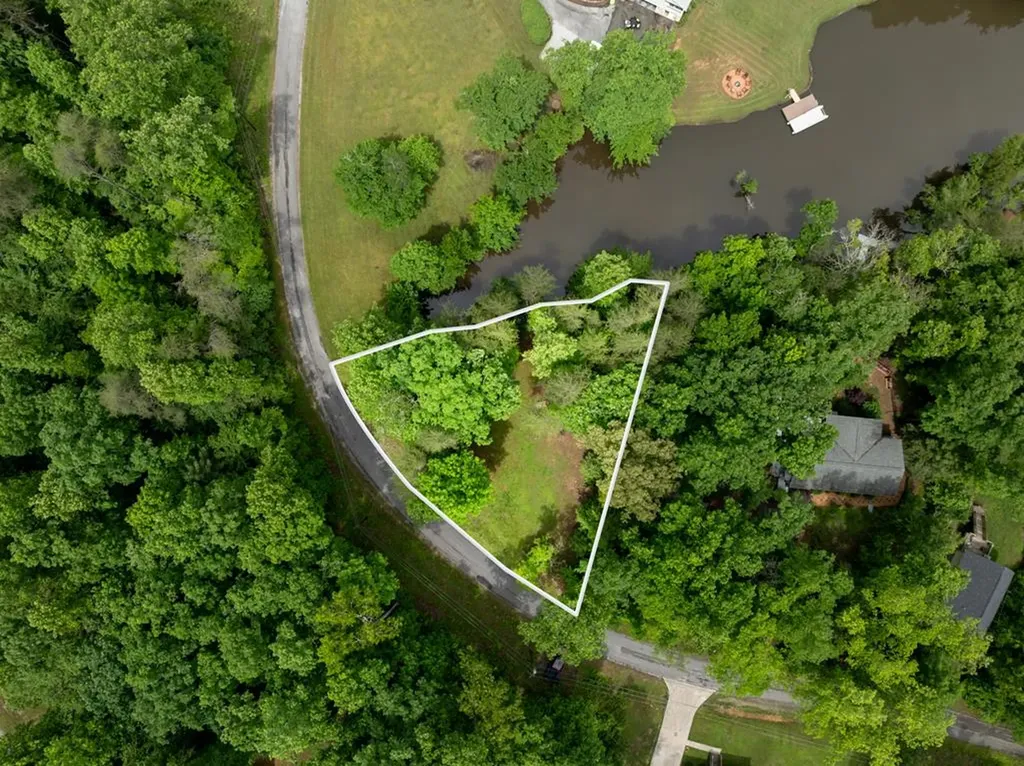 0.42AC Siever Road Crossville TN 38572