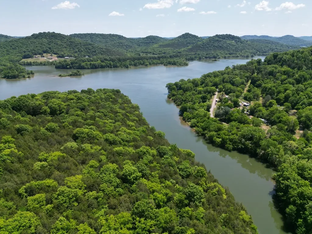 133 Cook Lane Gainesboro TN 38562