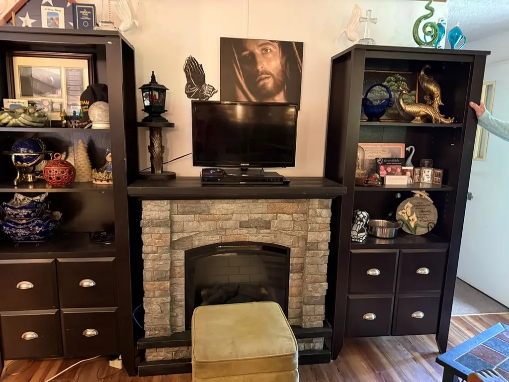 133 Cook Lane Gainesboro TN 38562