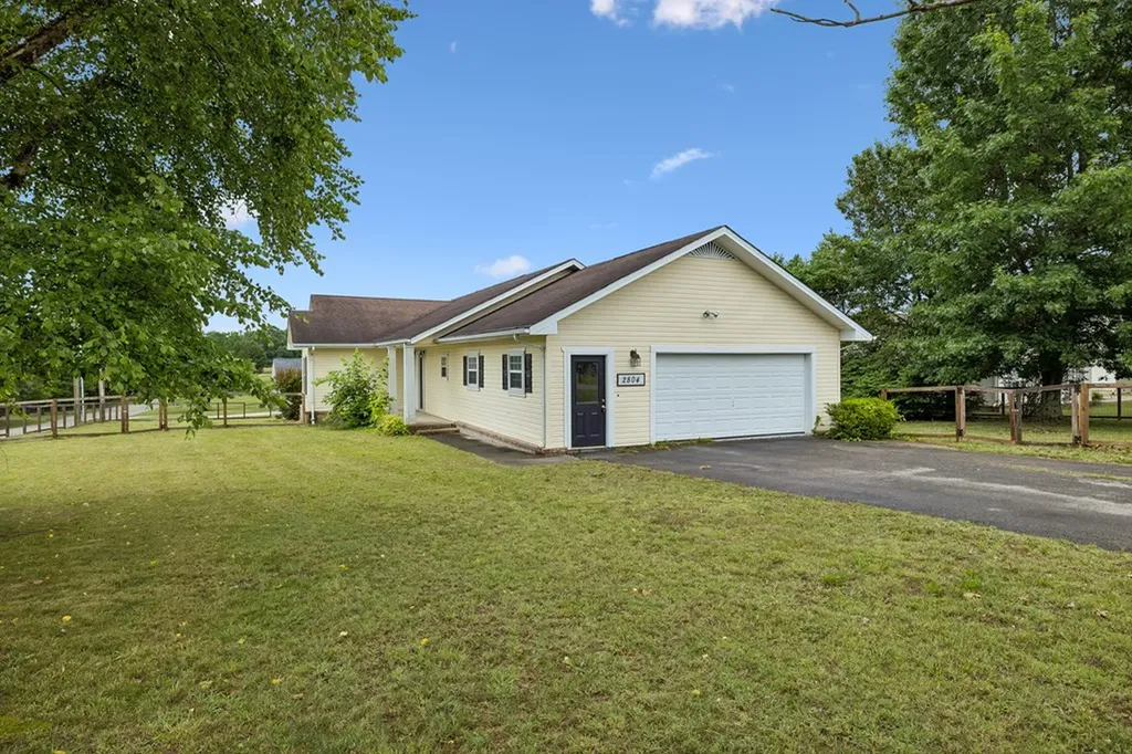 2804 Paran Pointe Drive Cookeville TN 38506-3312