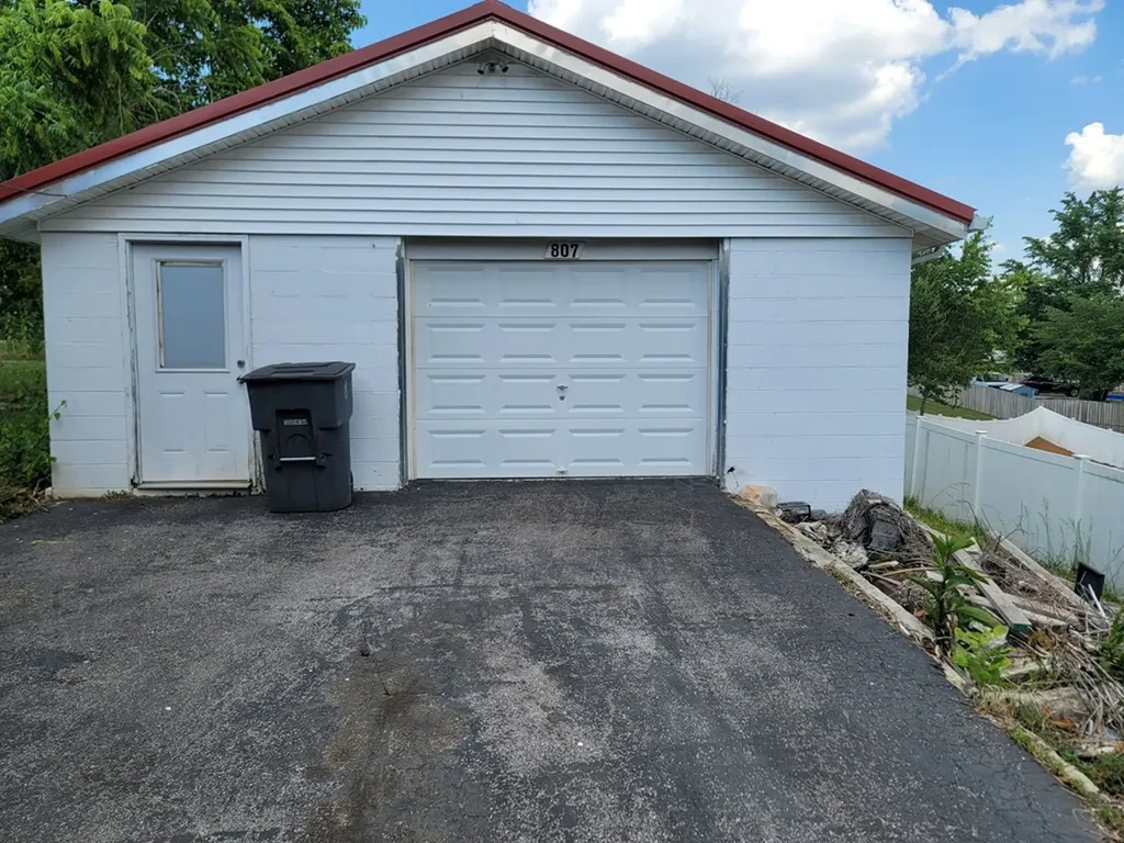 807 Red Road Mcminnville TN 37110