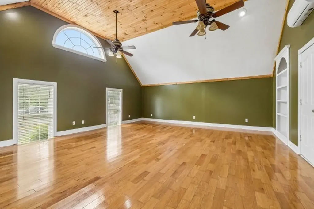 6701 Mccormick Ridge Road Whitleyville TN 38588