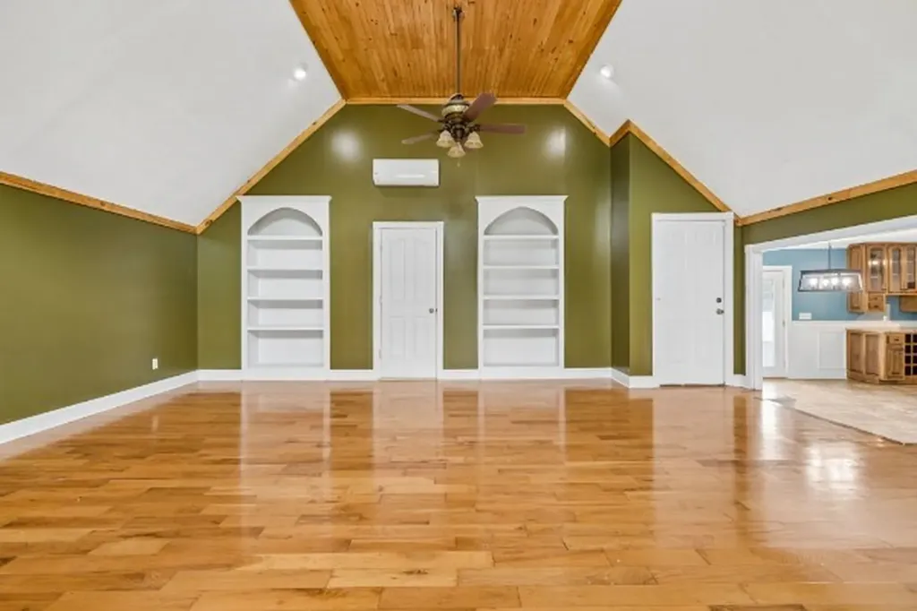 6701 Mccormick Ridge Road Whitleyville TN 38588