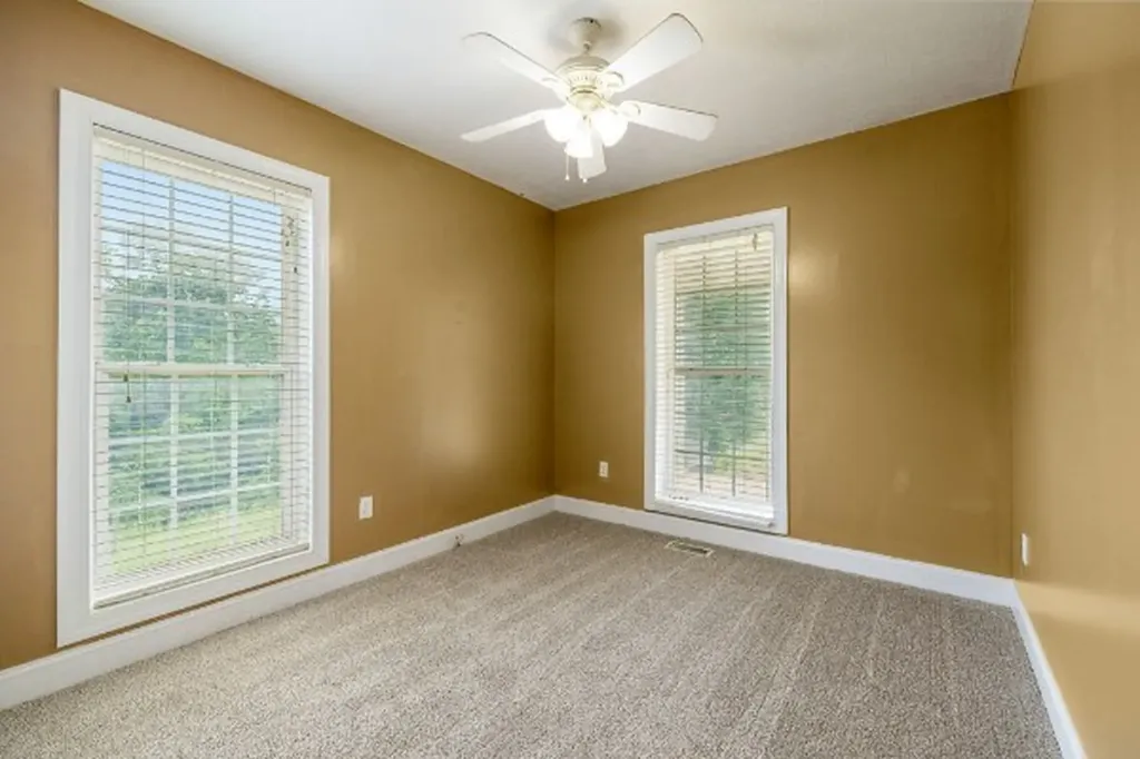 6701 Mccormick Ridge Road Whitleyville TN 38588