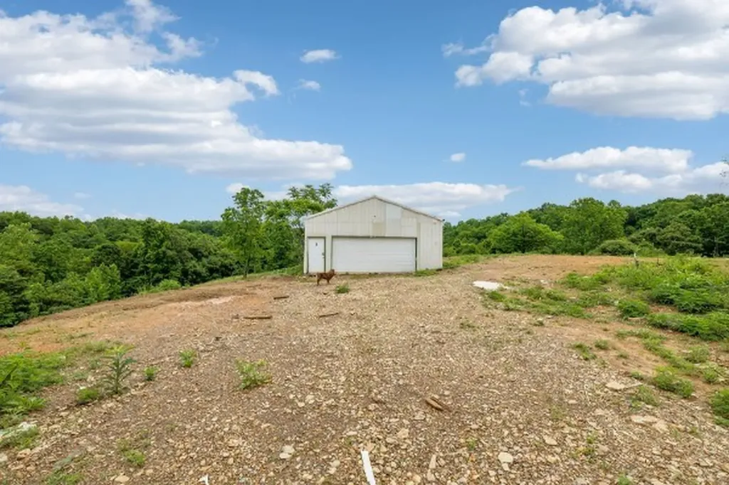 6701 Mccormick Ridge Road Whitleyville TN 38588