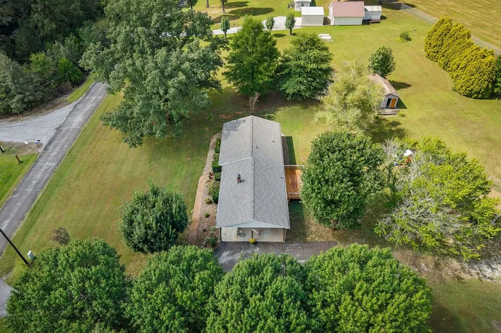 293 Airport Drive Mcminnville TN 37110