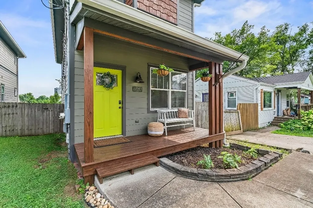 916A Thomas Avenue Nashville TN 37216