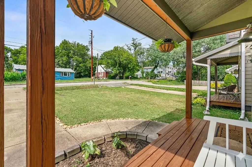 916A Thomas Avenue Nashville TN 37216