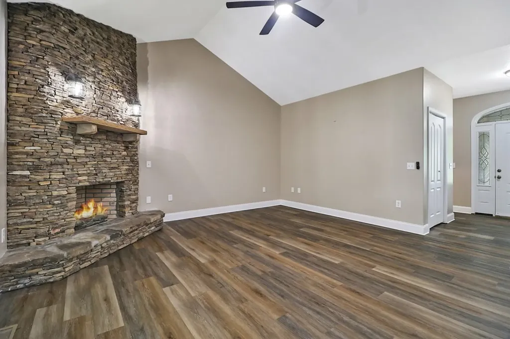 809 Buffalo Trail Clarkrange TN 38553