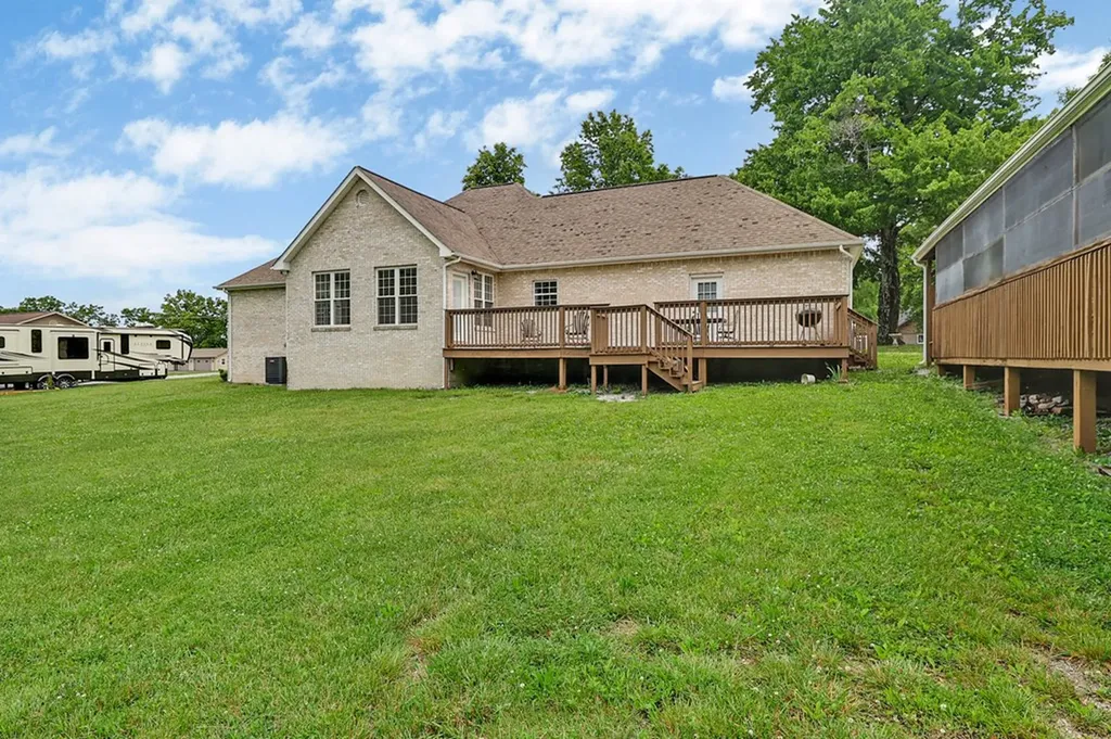 809 Buffalo Trail Clarkrange TN 38553