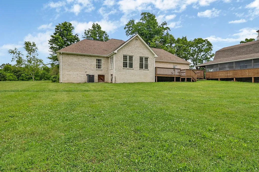809 Buffalo Trail Clarkrange TN 38553