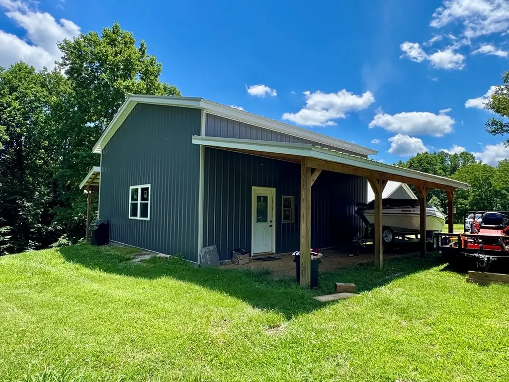 1025 Center Lane Byrdstown TN 38549