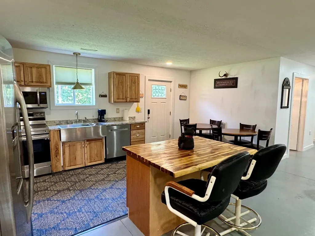 1025 Center Lane Byrdstown TN 38549