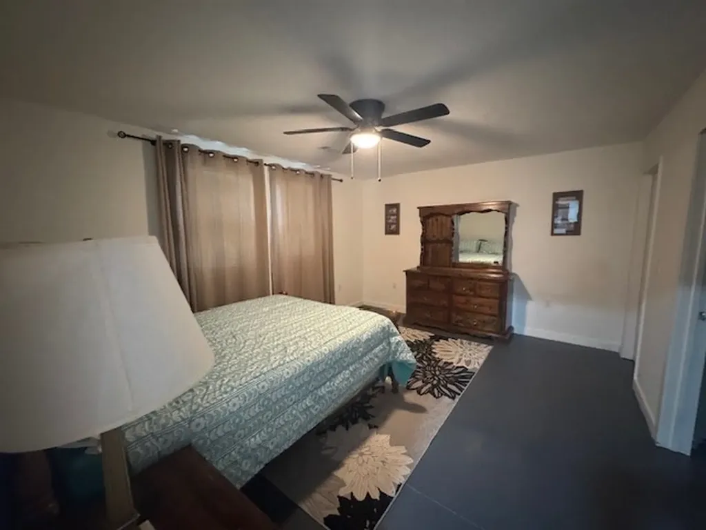 1025 Center Lane Byrdstown TN 38549