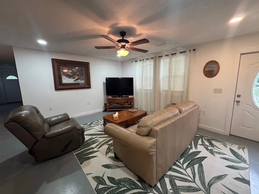 1025 Center Lane Byrdstown TN 38549