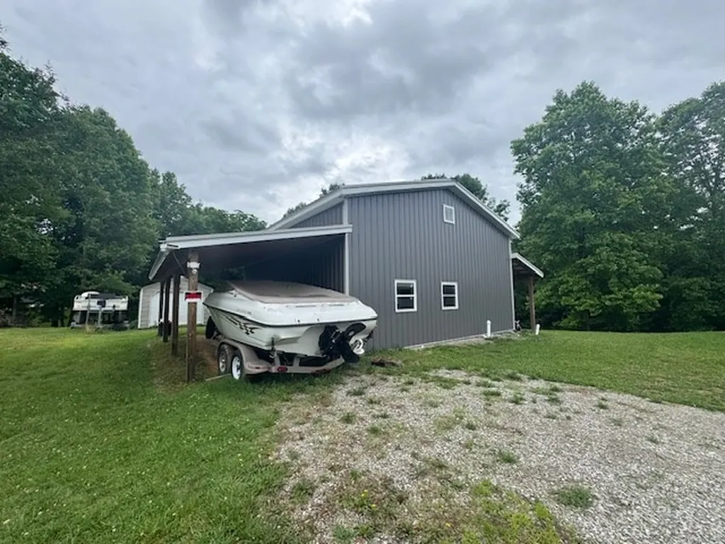 1025 Center Lane Byrdstown TN 38549