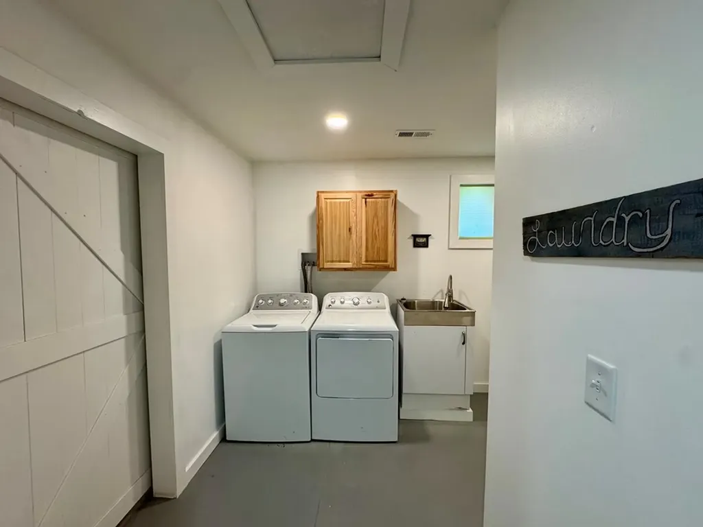 1025 Center Lane Byrdstown TN 38549