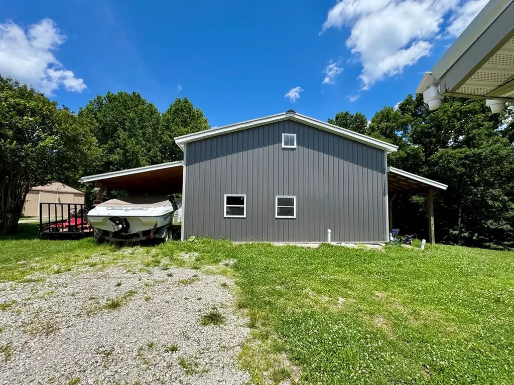 1025 Center Lane Byrdstown TN 38549