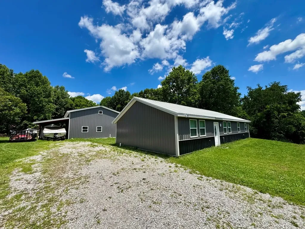1025 Center Lane Byrdstown TN 38549