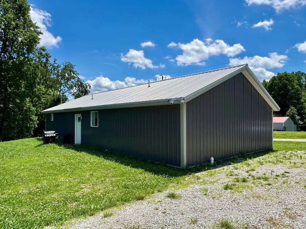 1025 Center Lane Byrdstown TN 38549