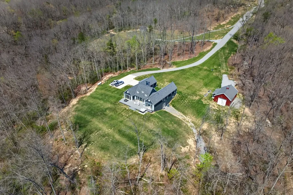 1499 Doe And Fawn Lane Crawford TN 38554