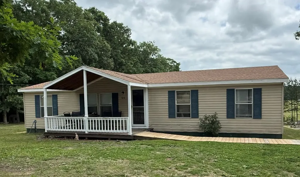 920 Pioneer Road Grimsley TN 38565