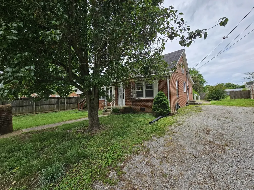 209 Dogwood Street Carthage TN 37030-1309