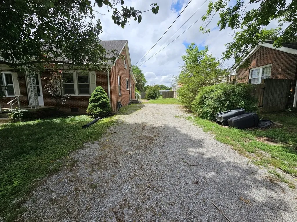 209 Dogwood Street Carthage TN 37030-1309