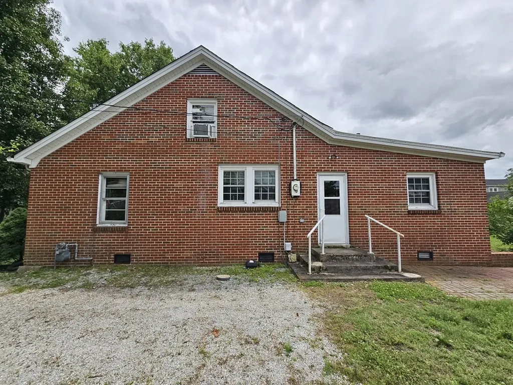 209 Dogwood Street Carthage TN 37030-1309