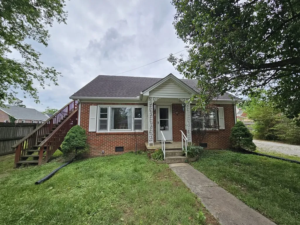 209 Dogwood Street Carthage TN 37030-1309