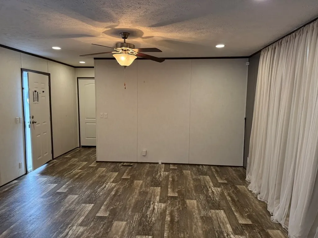 1366 Pearl Hinds Road Jamestown TN 38556