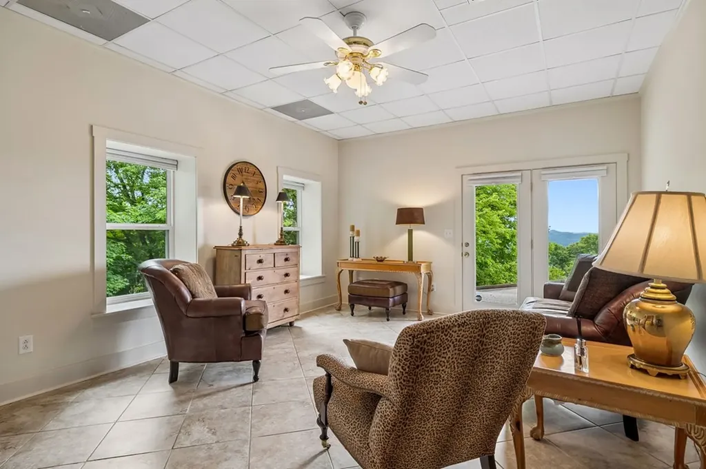 8 Matthews Mountain Lane Carthage TN 37030