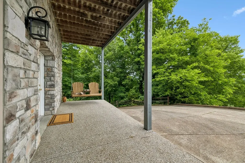 8 Matthews Mountain Lane Carthage TN 37030